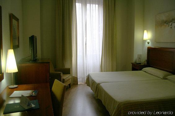Eurostars Puerta Real 4*