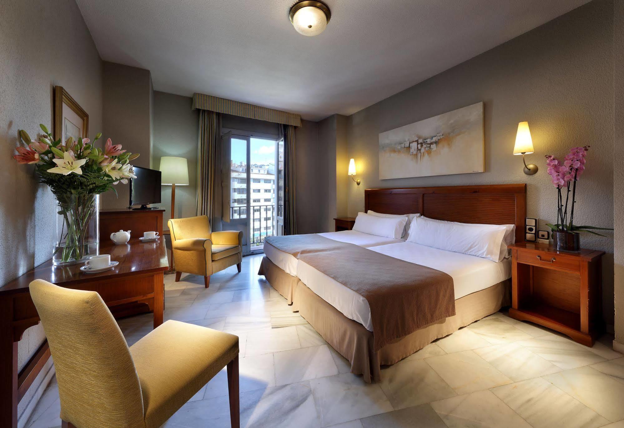 Hotel Eurostars Puerta Real 4*